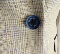 Blazer de tweed color crema para mujer