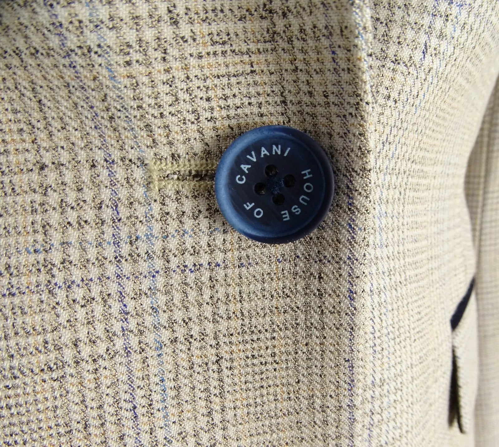 Blazer de tweed color crema para mujer
