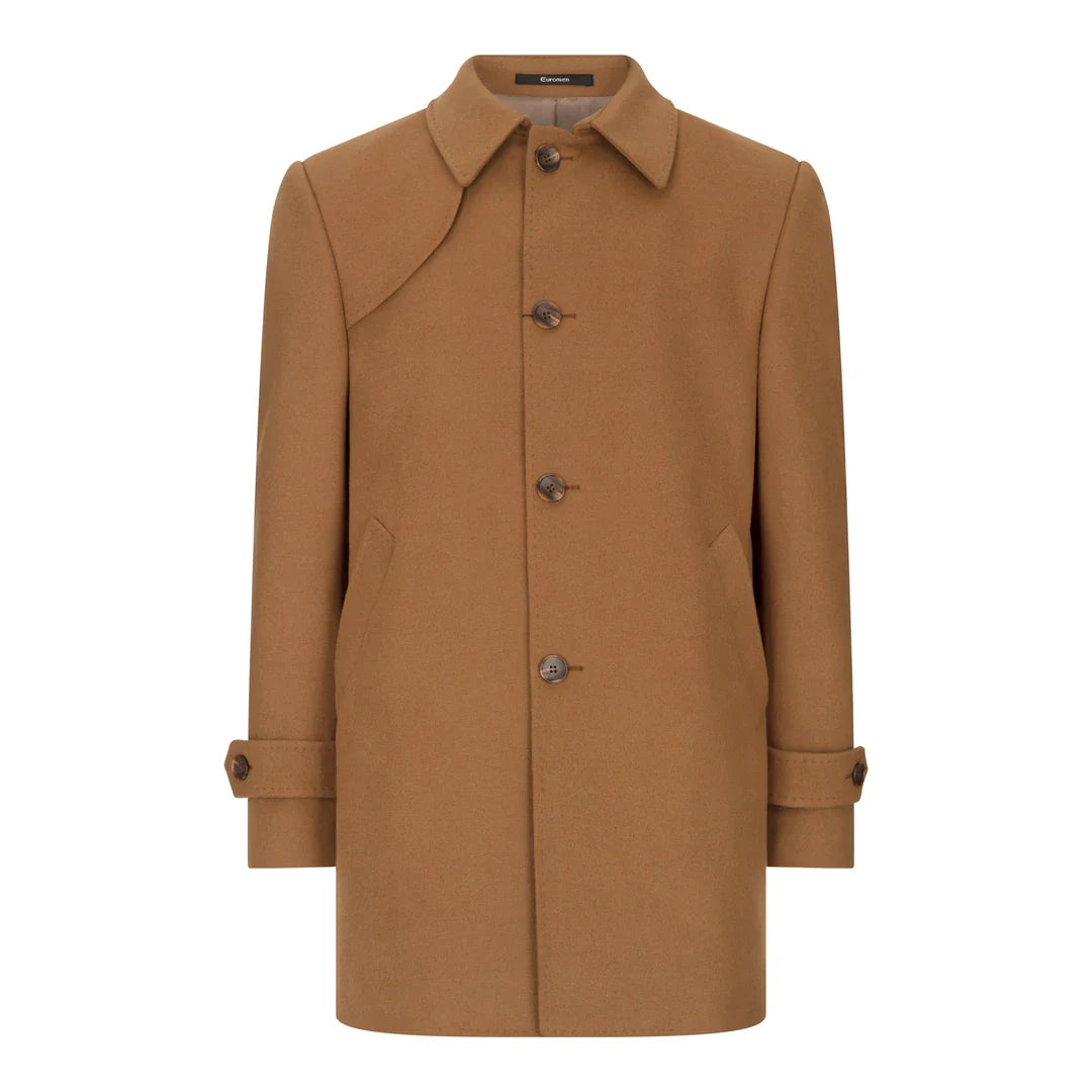 Abrigo de lana para hombre de 3/4 color camel tostado, cuello clásico abotonado y parche en el hombro.