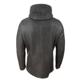 Chaqueta de hombre de 3/4 de piel de oveja suave marrón con capucha. Abrigo clásico de invierno cálido.