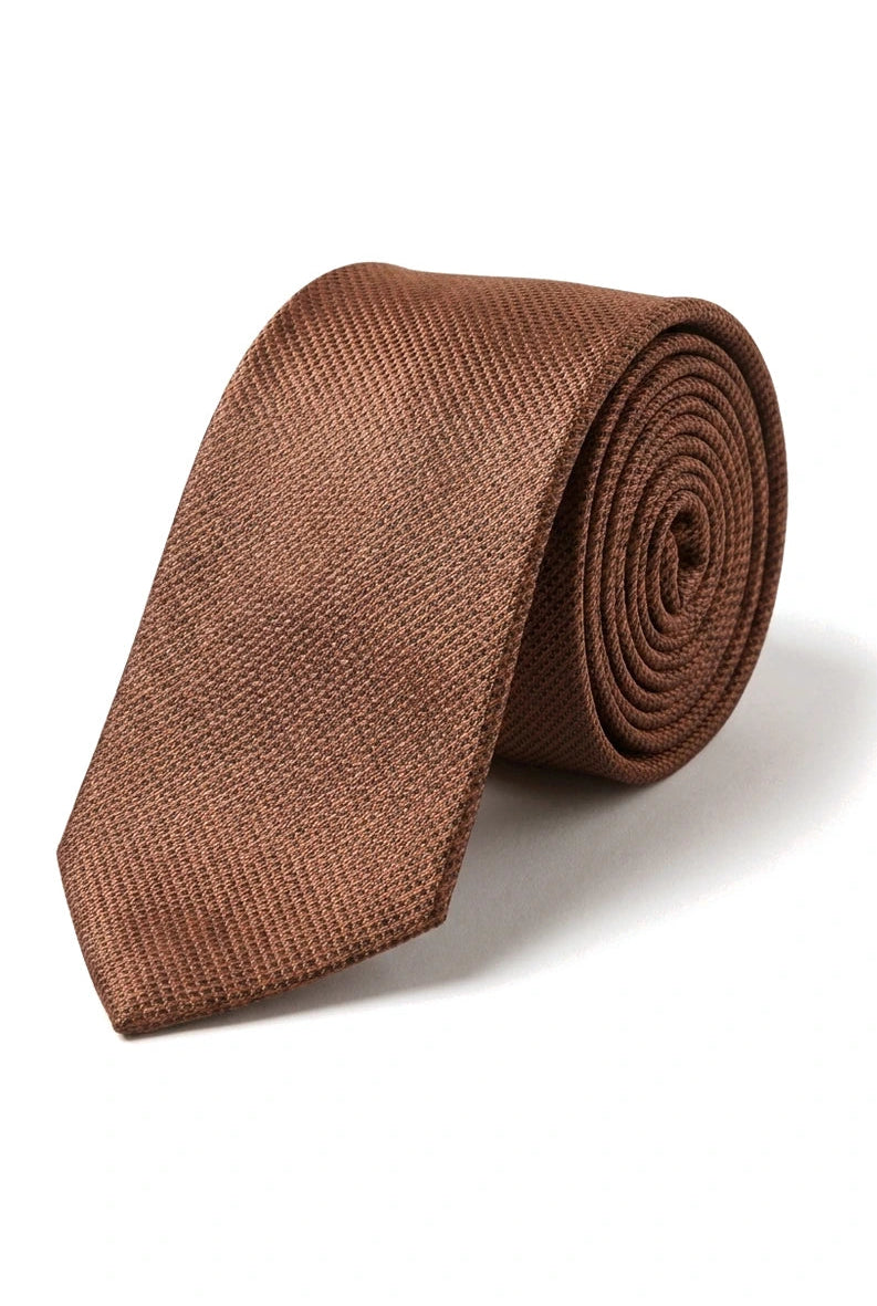 Conjunto de regalo de corbata marrón con cuello de diamante, pañuelo de bolsillo, gemelos y alfiler de corbata para camisa de satén.