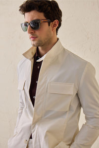 Chaqueta utilitaria blanca para hombre, ligera, de mezcla de algodón, elegante e informal.