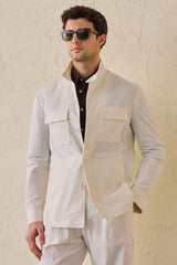 Chaqueta utilitaria blanca para hombre, ligera, de mezcla de algodón, elegante e informal.