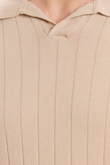 Polo de punto acanalado beige para hombre