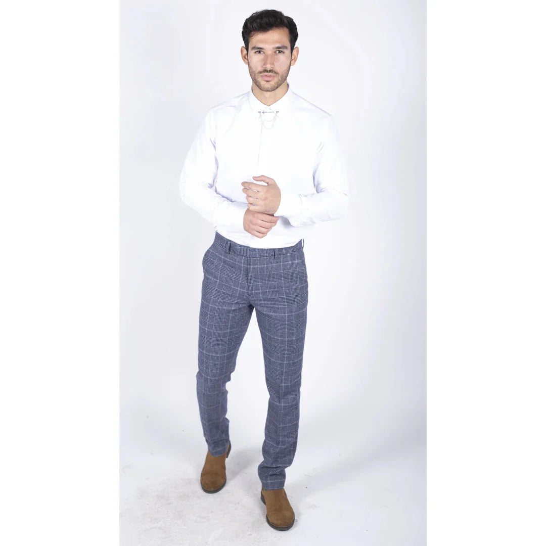 Camisa blanca de popelina para hombre con botones, barra y cadena, estilo clásico formal.