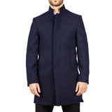 Abrigo azul marino de mezcla de lana con cuello alto para hombre