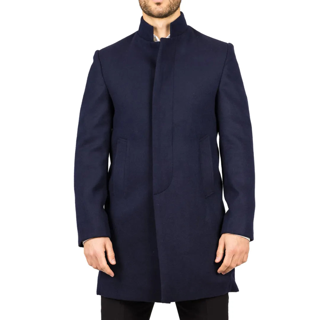 Abrigo azul marino de mezcla de lana con cuello alto para hombre