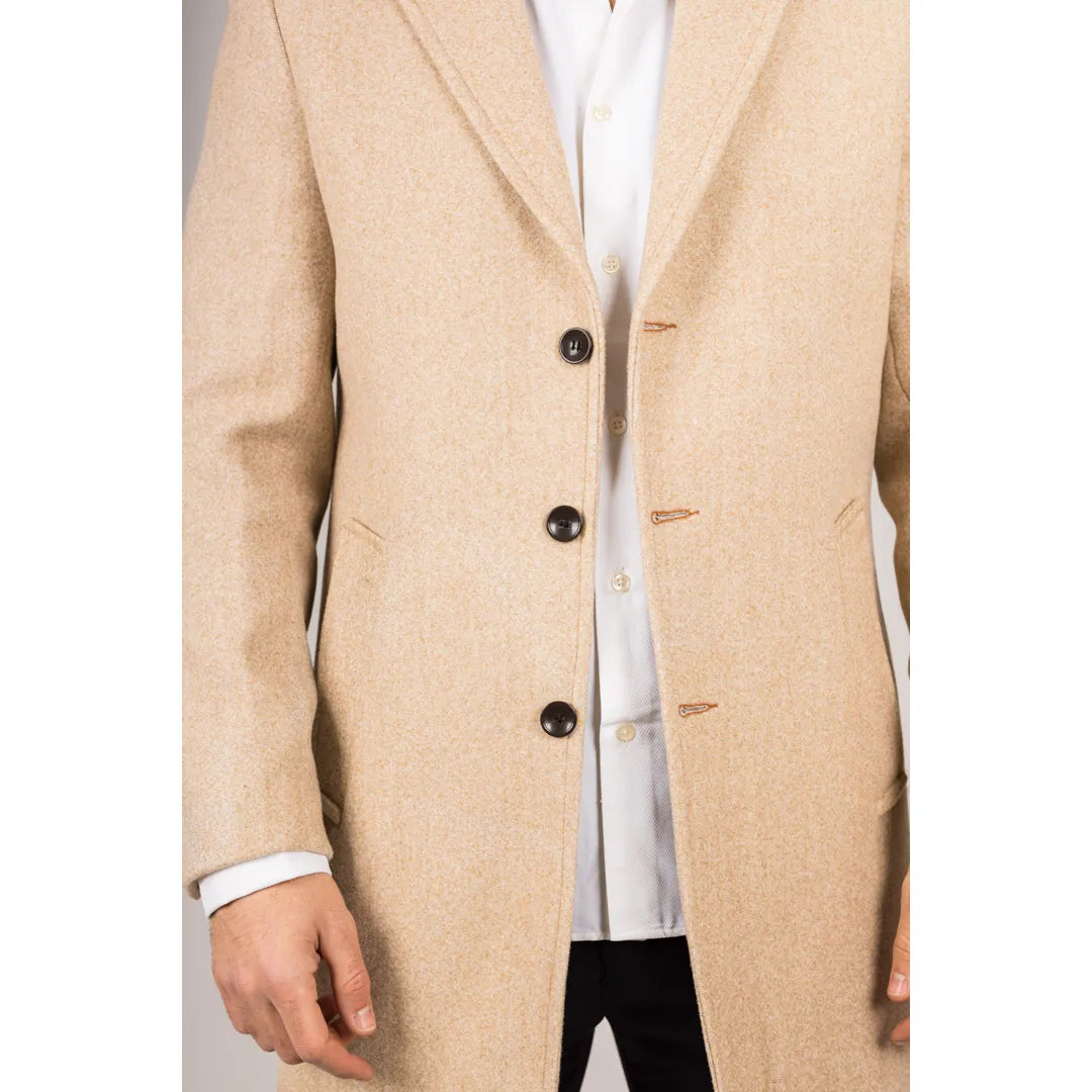 Abrigo de hombre color beige de mezcla de lana con cuello de solapa con muesca