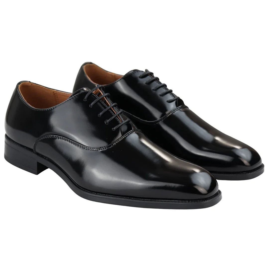 Zapatos Oxford elegantes y formales de charol negro para hombre, con cordones brillantes y punta redonda clásica.
