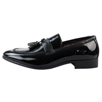 Mocasines negros de charol con borlas para hombre