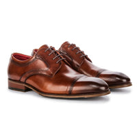 Everett - Zapatos Derby de hombre de cuero marrón pulido con puntera reforzada.