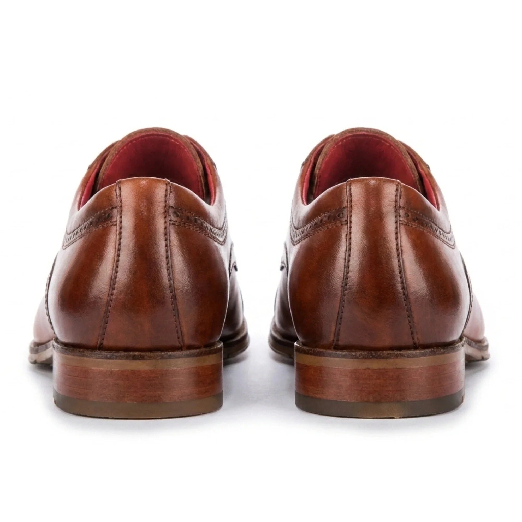 Everett - Zapatos Derby de hombre de cuero marrón pulido con puntera reforzada.