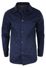 Abrigo de hombre de longitud media, ligero, elegante e informal, color azul marino.