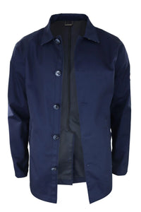 Abrigo de hombre de longitud media, ligero, elegante e informal, color azul marino.