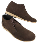 Botas de hombre negras, beige, marrón y azul marino, estilo desert boots, de ante, de caña alta, estilo Chelsea.