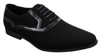 Zapatos negros de hombre con cordones, estilo casual elegante, de ante brillante con detalles de charol.