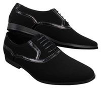 Zapatos negros de hombre con cordones, estilo casual elegante, de ante brillante con detalles de charol.
