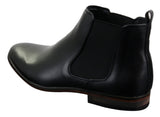 Zapatos negros de hombre con cordones, estilo casual elegante, de ante brillante con detalles de charol.
