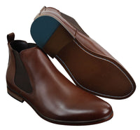 Zapatos negros de hombre con cordones, estilo casual elegante, de ante brillante con detalles de charol.
