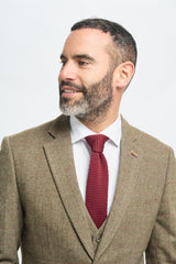 Traje de hombre de tweed a cuadros verde oliva