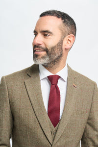 Traje de hombre de tweed a cuadros verde oliva