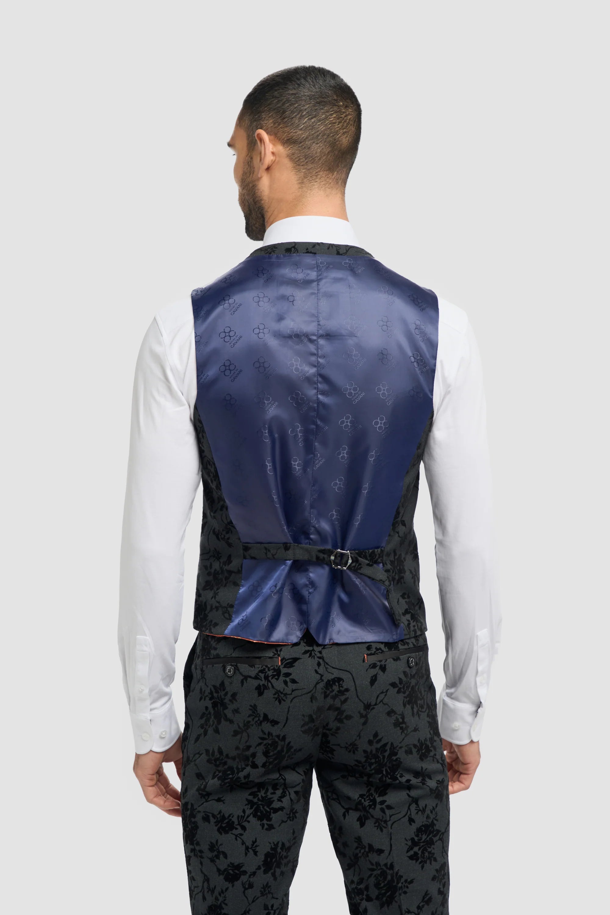 Traje de terciopelo negro de 3 piezas con estampado paisley para hombre