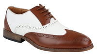 Zapatos brogue para hombre, color marrón/blanco.
