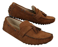 Mocasines de cuero para hombre, color marrón con borlas, estilo mocasín de conducir.
