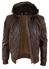 Chaqueta bomber de cuero marrón para hombre con capucha.