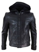 Chaqueta bomber de cuero negro para hombre con capucha.