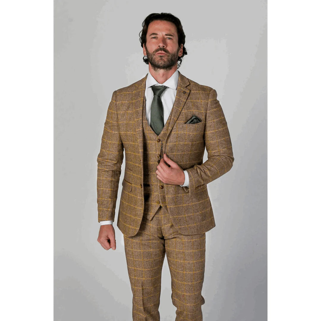 Traje de tres piezas de tweed marrón para hombre de Harris con estilo clásico vintage.