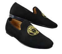 Fiorello HD0112-04 - Mocasines negros icónicos Medusa para hombre, estilo mocasín, de gamuza sintética italiana.