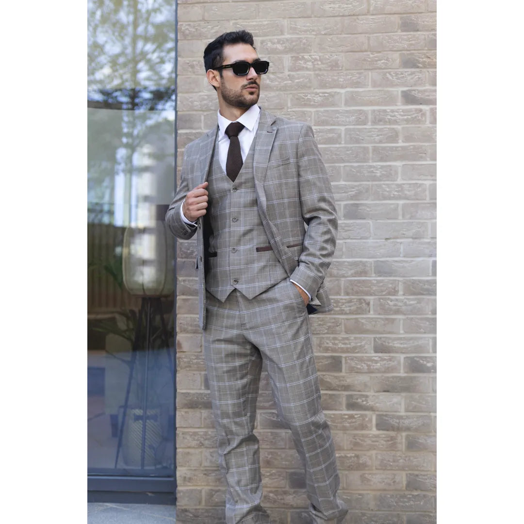 Hode - Traje de tres piezas para hombre, de corte entallado, a cuadros marrones.
