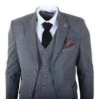IM41 - Traje de tres piezas de tweed con estampado de espiga gris para hombre