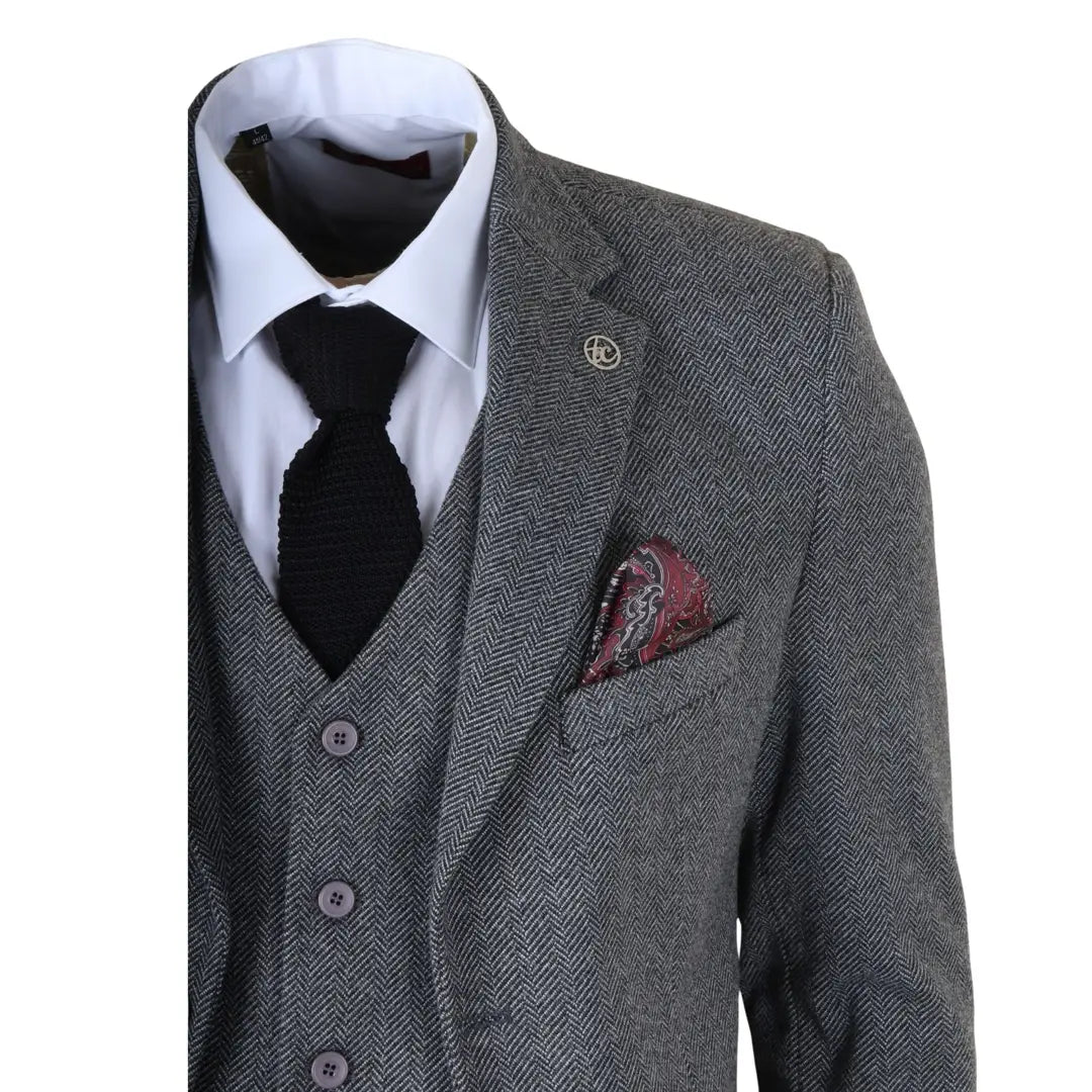 IM41 - Traje de tres piezas de tweed con estampado de espiga gris para hombre