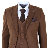 IM42 - Traje de tres piezas de tweed de espiga marrón para hombre