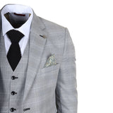 IM53 - Traje de hombre de tres piezas a cuadros grises de corte entallado