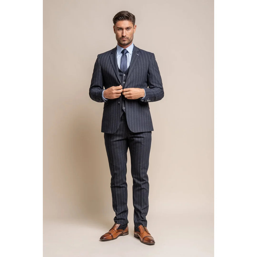 Invincible - Blazer de raya diplomática azul marino para hombre