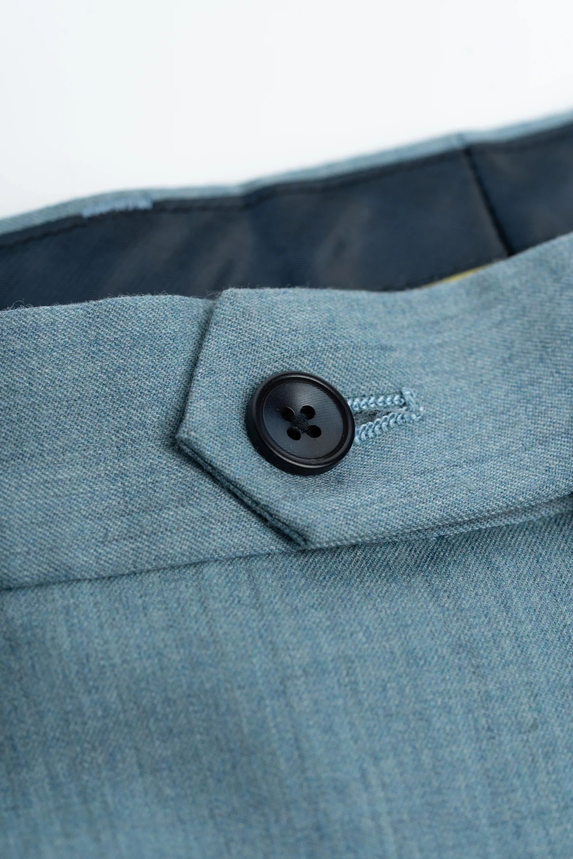James - Traje de tres piezas texturizado azul claro para hombre