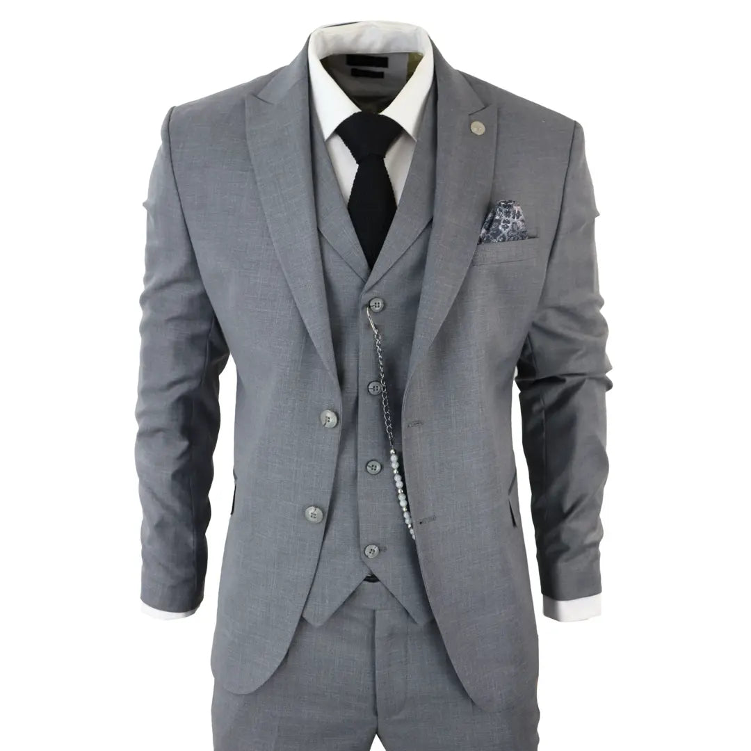 Traje de tres piezas gris de corte clásico para hombre de James