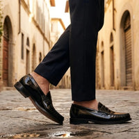 Joseph - Mocasines negros de hombre con acabado brillante