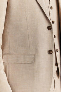 Traje de tres piezas de tweed a cuadros color beige para hombre