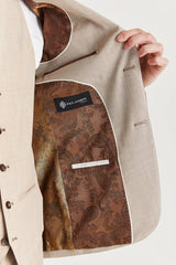 Traje de tres piezas de tweed a cuadros color beige para hombre