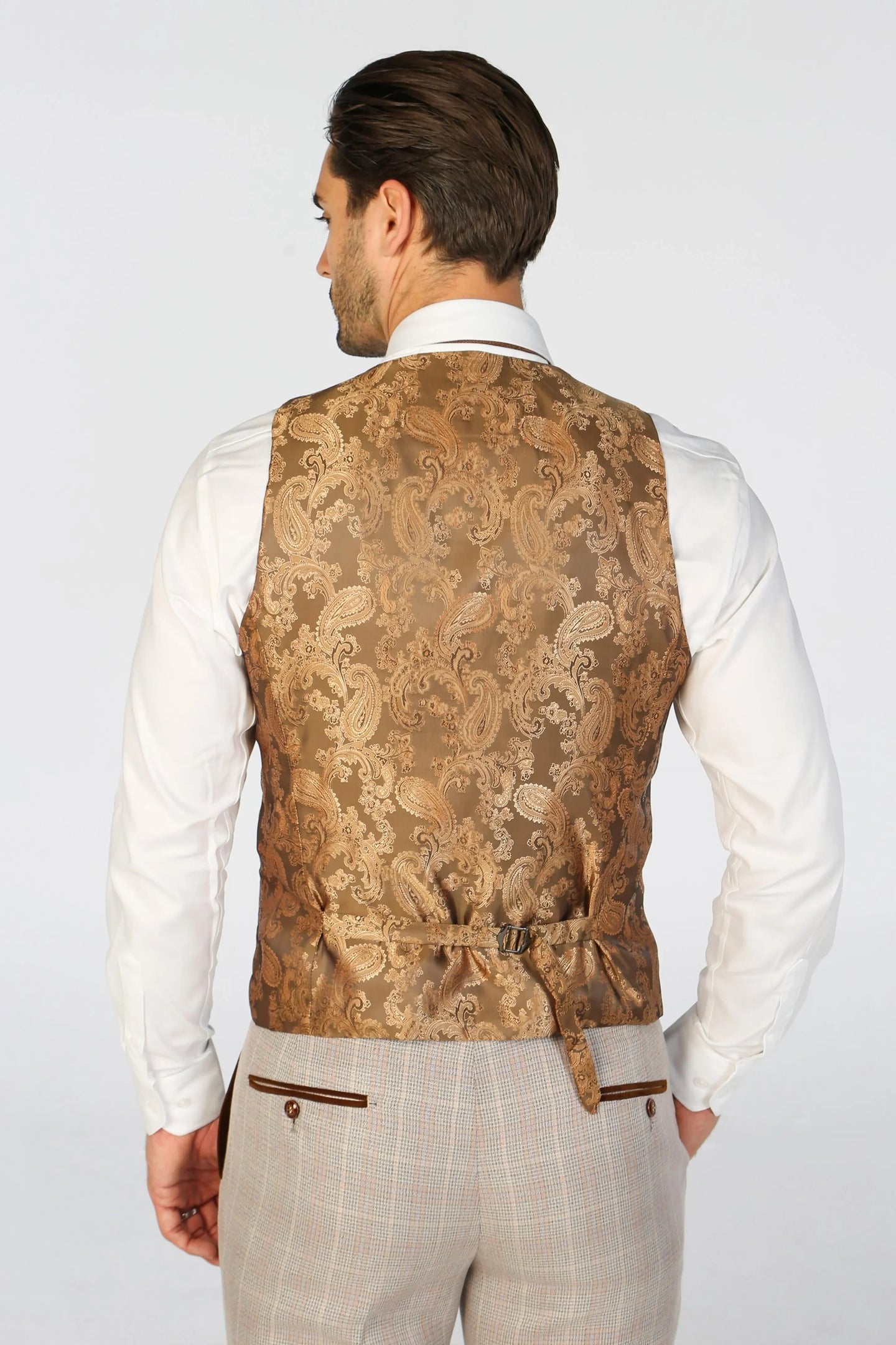 Leo - Chaleco de hombre color beige a cuadros de corte entallado