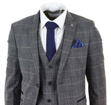 Traje de tres piezas para hombre Marc Darcy Scott, gris con cuadros azules.