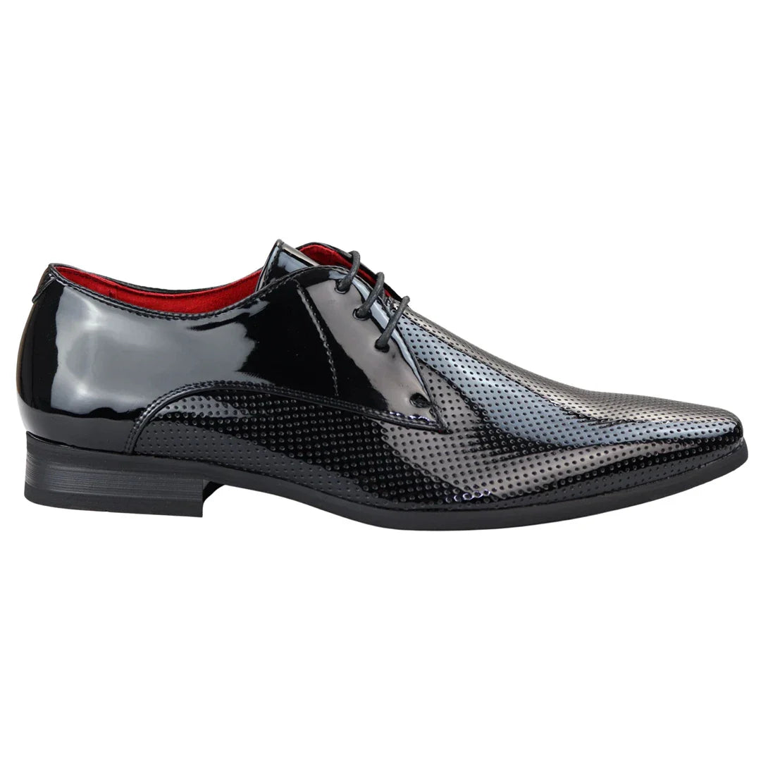 Zapatos de hombre elegantes, formales, perforados, con punta y cordones, de piel sintética negra.