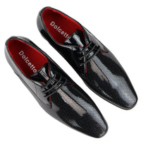Zapatos de hombre elegantes, formales, perforados, con punta y cordones, de piel sintética negra.