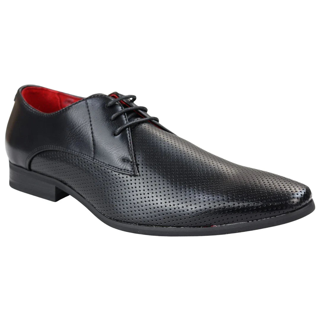 Zapatos de hombre elegantes, formales, perforados, con punta y cordones, de piel sintética negra.