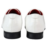 Zapatos de hombre elegantes, formales, perforados, con punta y cordones, de charol blanco.