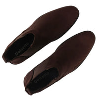 Botines Chelsea para hombre, sin cordones, de ante marrón y forrados en piel.